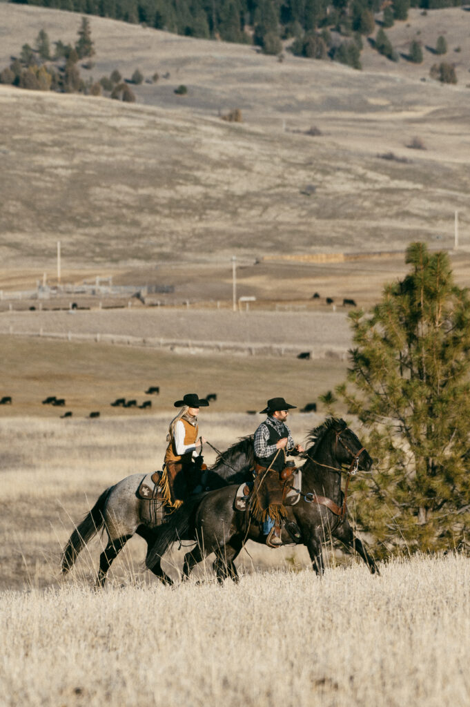 Montana Western Ranch Engagement Session, Western Engagement Session, Ranch Engagement, Texas Engagement, Texas Ranch Engagement, Engagement Photos, Western Engagement Outfit Inspo, Western Engagement Photographer, Montana Engagement Photographer, Texas Engagement Photographer