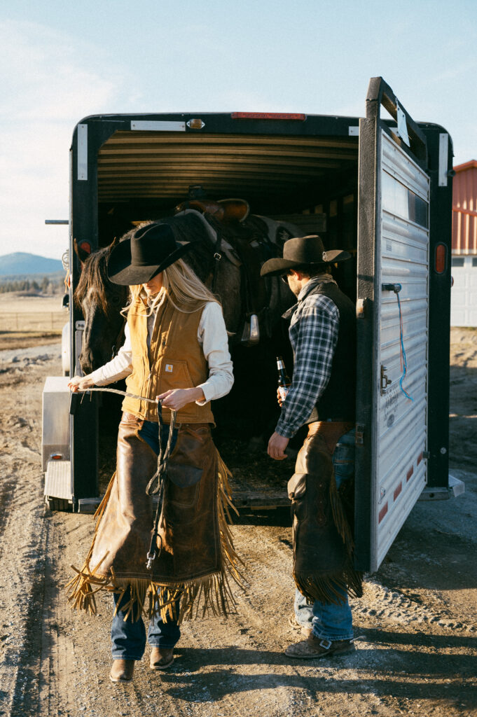 Montana Western Ranch Engagement Session, Western Engagement Session, Ranch Engagement, Texas Engagement, Texas Ranch Engagement, Engagement Photos, Western Engagement Outfit Inspo, Western Engagement Photographer, Montana Engagement Photographer, Texas Engagement Photographer