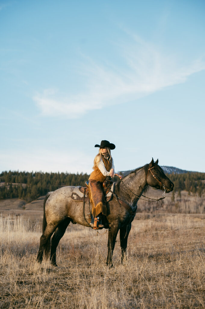 Montana Western Ranch Engagement Session, Western Engagement Session, Ranch Engagement, Texas Engagement, Texas Ranch Engagement, Engagement Photos, Western Engagement Outfit Inspo, Western Engagement Photographer, Montana Engagement Photographer, Texas Engagement Photographer