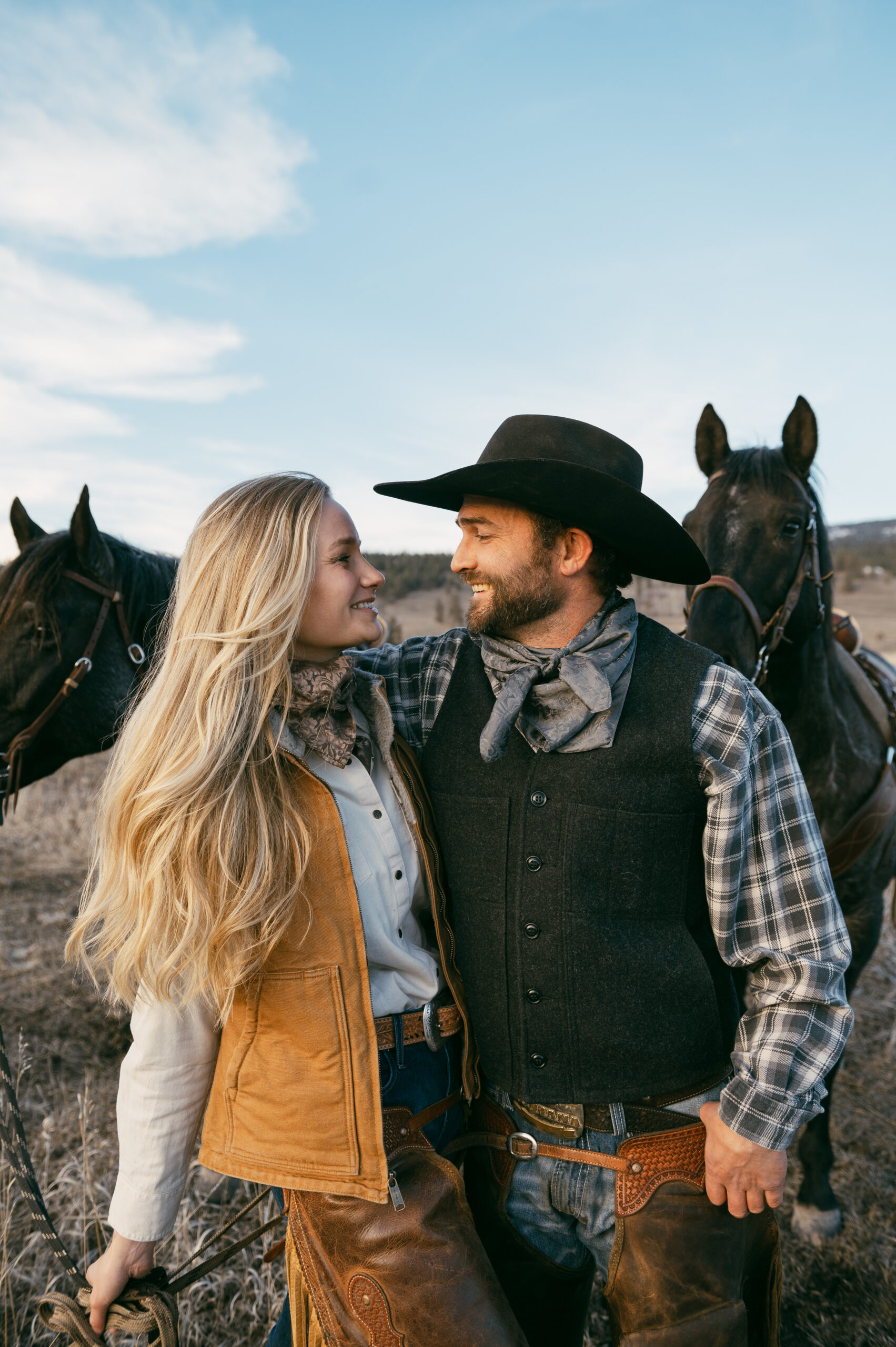 Montana Western Ranch Engagement Session, Western Engagement Session, Ranch Engagement, Texas Engagement, Texas Ranch Engagement, Engagement Photos, Western Engagement Outfit Inspo, Western Engagement Photographer, Montana Engagement Photographer, Texas Engagement Photographer